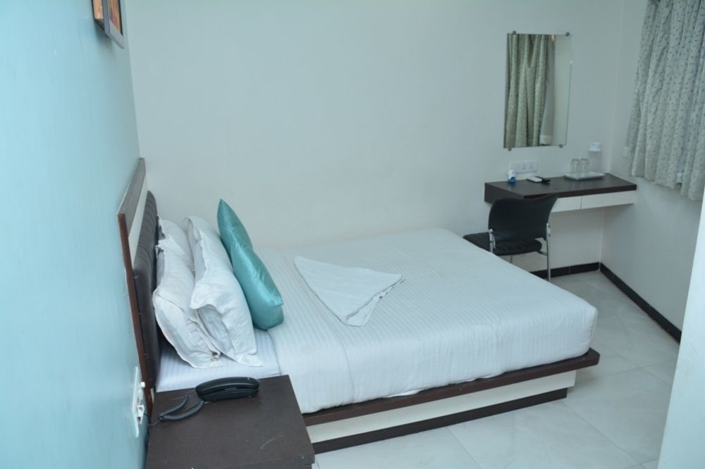 Hotel O Blue Pearl Residency Near Chhatrapati Shivaji International Airport Mumbai Exterior foto